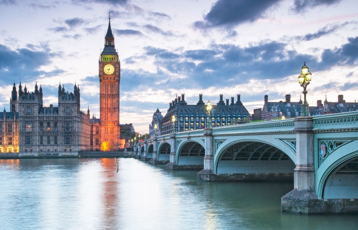 Big Ben i budynki parlamentu w Londynie. Fot. Horváth Botond/Adobe Stock